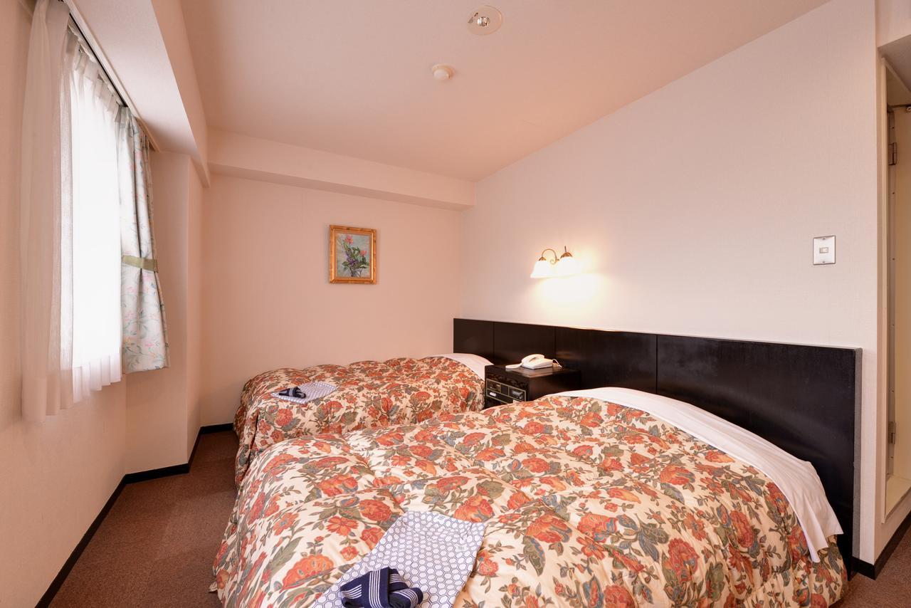 היטה Plaza Hotel Fujinoi מראה חיצוני תמונה